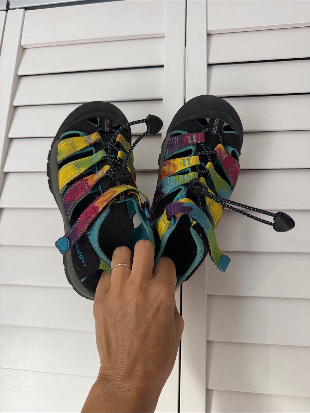 Kids Tie-Dye Keen Sandals